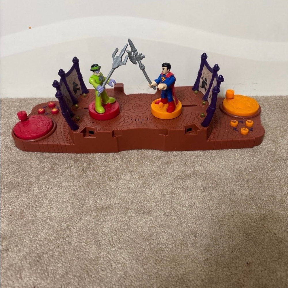 TESTED Fisher Price Imaginext Battle Arena w/ sound/lights & Figures